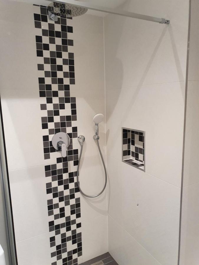 Smarte Dachgeschosswohnung Mit 2 Terrassen Direkt Am Hauptbahnhof 维也纳 外观 照片